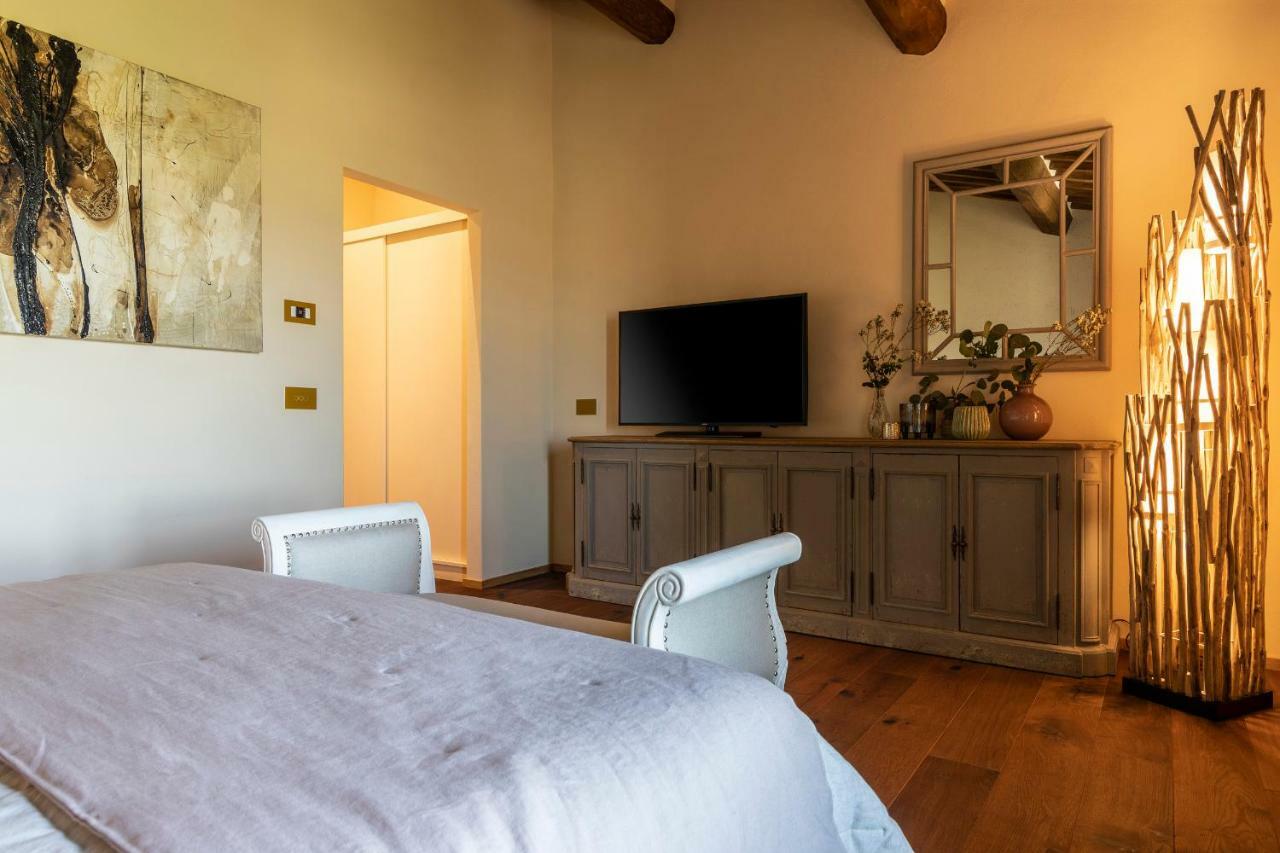 Capanna Suites Монталчино Екстериор снимка