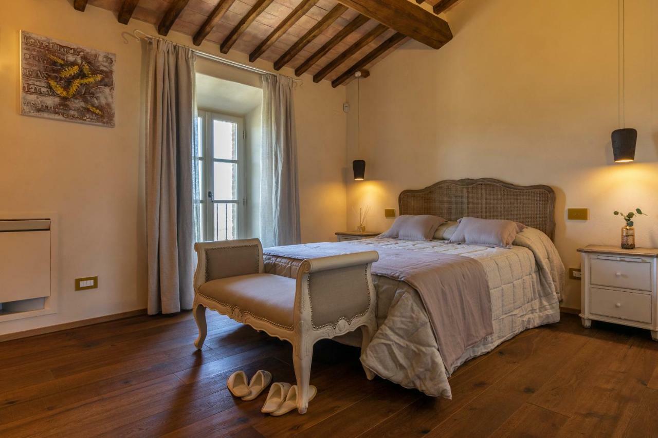Capanna Suites Монталчино Екстериор снимка