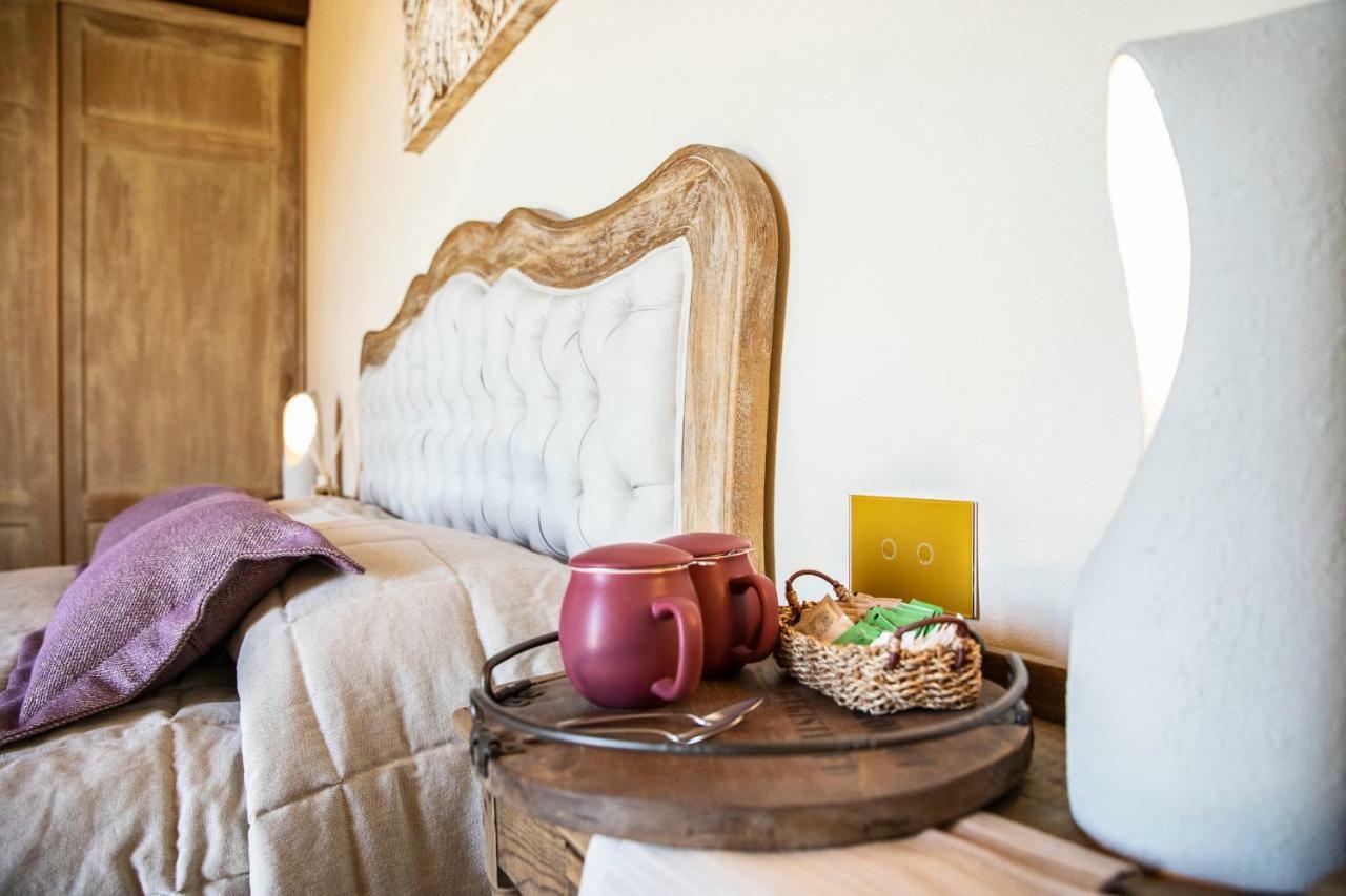 Capanna Suites Монталчино Екстериор снимка